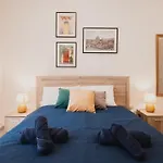 Charming Duplex By Valletta - No Extra Fee *
