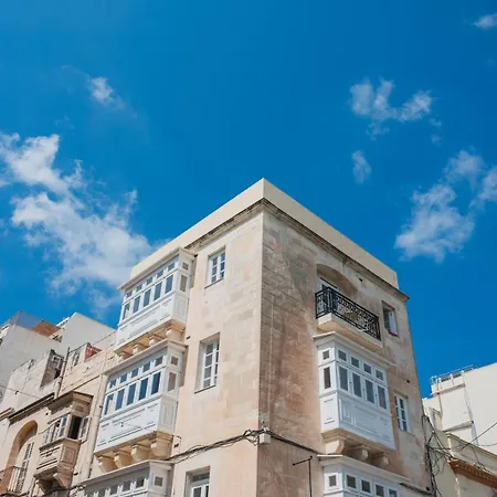 Charming Duplex By Valletta - No Extra Fee Apartman *