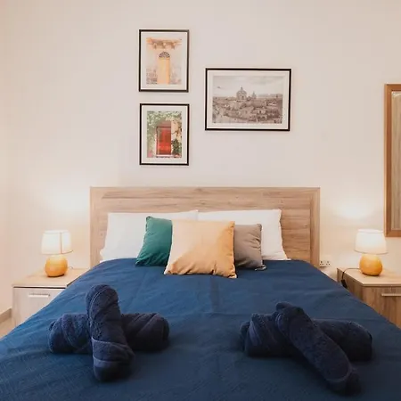Charming Duplex By Valletta - No Extra Fee *