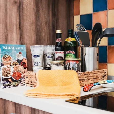 Charming Duplex By Valletta - No Extra Fee Apartment