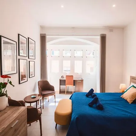 Charming Duplex By Valletta - No Extra Fee