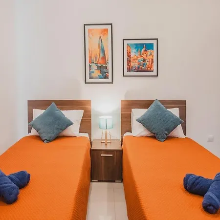 아파트 Charming Duplex By Valletta - No Extra Fee 일 푸리아나