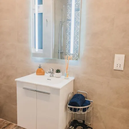 Charming Duplex By Valletta - No Extra Fee