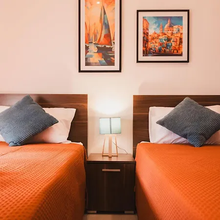 아파트 Charming Duplex By Valletta - No Extra Fee 일 푸리아나