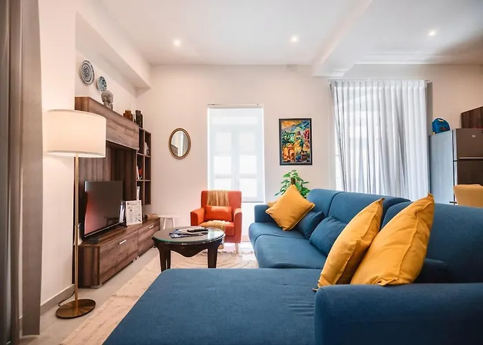 Charming Duplex By Valletta - No Extra Fee